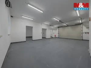 Pronájem skladu, Zubří, U Traktorky, 129 m2