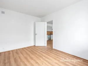Pronájem bytu 2+kk, Praha - Prosek, Čakovická, 52 m2