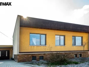 Prodej rodinného domu, Šumná, 200 m2