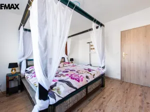 Prodej rodinného domu, Šumná, 200 m2