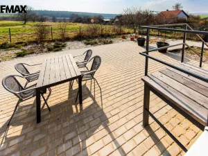 Prodej rodinného domu, Šumná, 200 m2