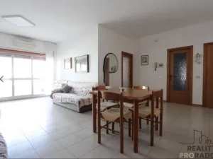 Prodej bytu 3+1, Villa Rosa,Itálie, 84 m2