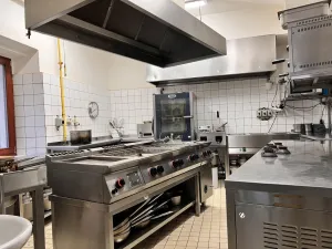 Pronájem restaurace, Praha - Dejvice, Na Kocínce, 350 m2