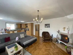 Prodej rodinného domu, Lužec nad Vltavou, 1. máje, 270 m2