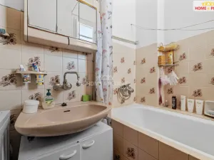 Prodej bytu 3+1, Říčany, Olivova, 92 m2