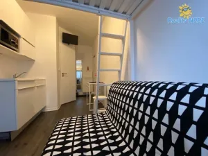 Pronájem bytu 1+kk, Praha - Hlubočepy, Lamačova, 15 m2