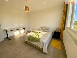 Pronájem bytu 3+1, Praha - Kamýk, Zárubova, 83 m2