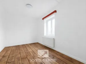 Prodej ubytování, Dolní Dvůr, 280 m2