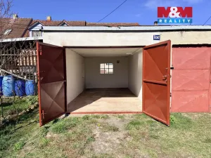 Prodej garáže, Ivančice, K Lesu, 19 m2