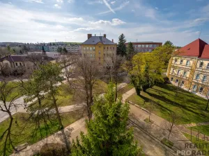 Prodej bytu 3+1, Hustopeče, Masarykovo nám., 72 m2