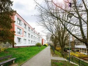 Pronájem bytu 2+kk, Zlín, Javorová, 34 m2