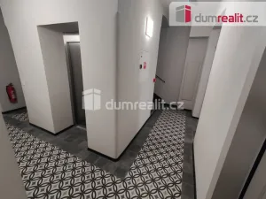 Pronájem obchodního prostoru, Praha - Smíchov, Plzeňská, 37 m2