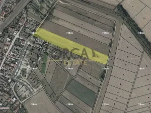 Prodej podílu pole, Moravský Písek, 2422 m2