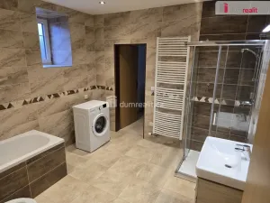 Prodej rodinného domu, Dolní Bousov, 230 m2