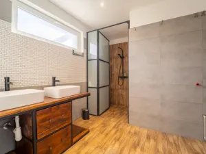 Prodej rodinného domu, Žleby, Školní, 203 m2