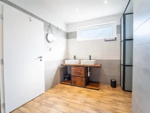 Prodej rodinného domu, Žleby, Školní, 203 m2