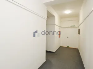 Pronájem kanceláře, Praha, Blanická, 20 m2