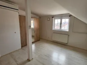 Pronájem bytu 3+kk, České Budějovice, Rudolfovská tř., 95 m2