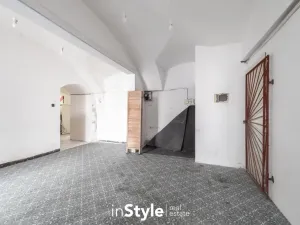 Pronájem obchodního prostoru, Uherské Hradiště, Prostřední, 25 m2