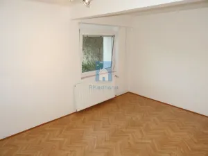 Pronájem bytu 1+kk, Praha, V rovinách, 15 m2