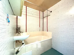 Prodej bytu 2+1, Děčín, Weberova, 47 m2