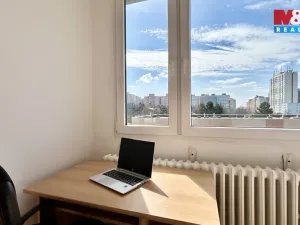 Pronájem bytu 2+kk, Praha - Bohnice, Poznaňská, 42 m2