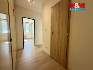 Pronájem bytu 2+kk, Praha - Braník, Novodvorská, 40 m2