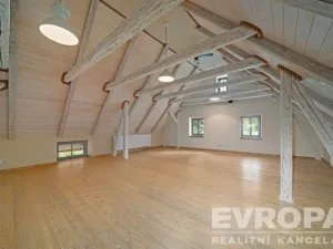 Prodej rodinného domu, Rudník, 280 m2