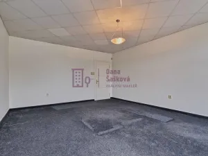Pronájem kanceláře, Jindřichův Hradec - Jindřichův Hradec IV, Karlov, 36 m2