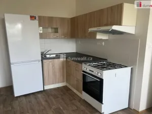 Pronájem bytu 2+kk, Praha - Kobylisy, Mirovická, 43 m2