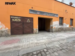 Pronájem obchodního prostoru, Plzeň, Koterovská, 168 m2