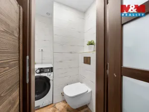 Prodej bytu 4+1, Chlumec, Vyklická, 98 m2