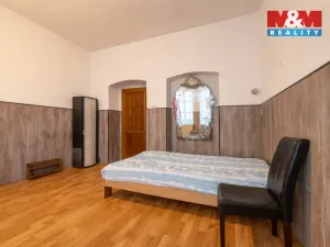 Prodej bytu 3+1, Nový Bor - Arnultovice, Gen. Svobody, 97 m2