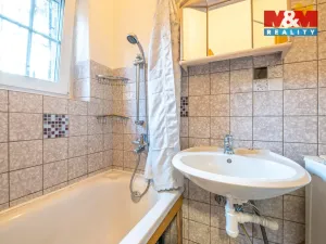 Prodej bytu 3+1, Nový Bor - Arnultovice, Gen. Svobody, 97 m2