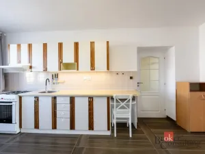 Prodej rodinného domu, Štěnovice, Liliová, 142 m2