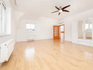 Pronájem rodinného domu, Praha - Nebušice, K Vizerce, 300 m2