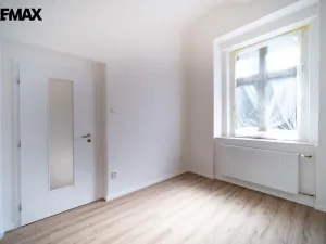 Pronájem bytu 2+kk, Praha - Libeň, Novákových, 44 m2