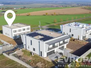 Pronájem rodinného domu, Červené Pečky, Hrabáňova, 210 m2