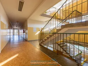 Pronájem atypického bytu, Hrušovany nad Jevišovkou, Cukrovarská, 10 m2