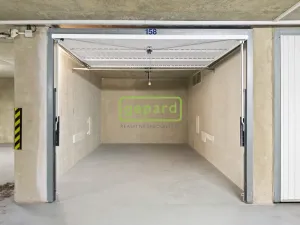 Prodej garáže, Praha, Archeologická, 16 m2