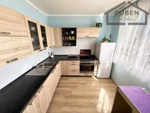 Prodej bytu 2+1, Lesná, 57 m2