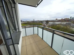 Pronájem bytu 2+kk, Praha, Strančická, 49 m2