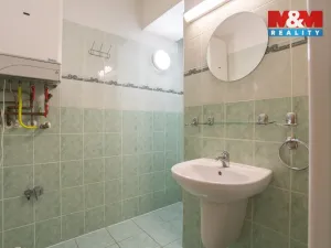 Prodej bytu 4+1, Dolní Dunajovice, U Pekárny, 78 m2