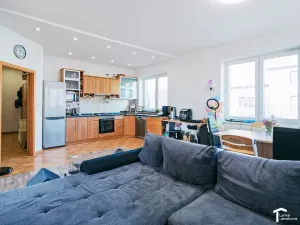 Prodej činžovního domu, Pardubice - Doubravice, 390 m2