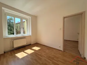 Pronájem bytu 2+kk, Praha - Strašnice, V olšinách, 46 m2