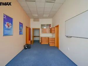 Pronájem kanceláře, Pardubice - Zelené Předměstí, Masarykovo náměstí, 19 m2