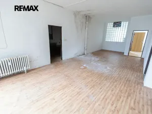 Prodej obchodního prostoru, Město Albrechtice, Míru, 1427 m2