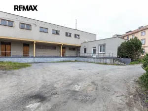 Prodej obchodního prostoru, Město Albrechtice, Míru, 1427 m2