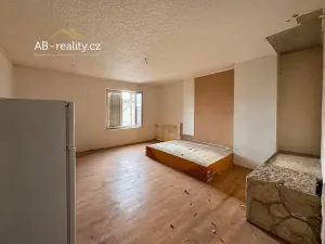 Prodej rodinného domu, Košťany, Na Hampuši, 141 m2