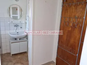 Pronájem bytu 1+kk, Zlín, Kostelecká, 30 m2
